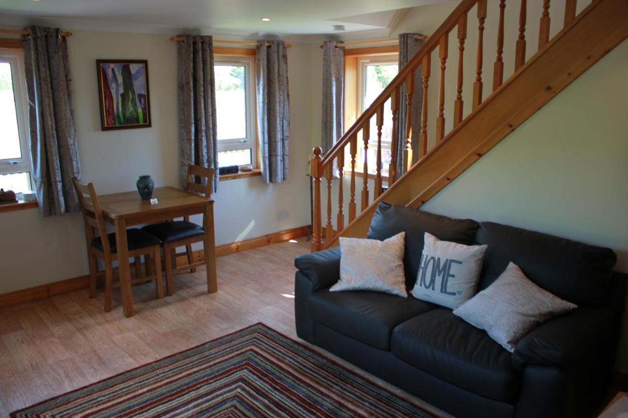 73 Westend, Balallan, Isle Of Lewis Exterior photo